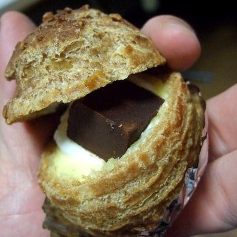 シュークリームチョコ(ケーキの店レジャン)