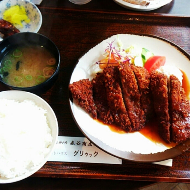 ビフカツ定食(焼肉もりや)