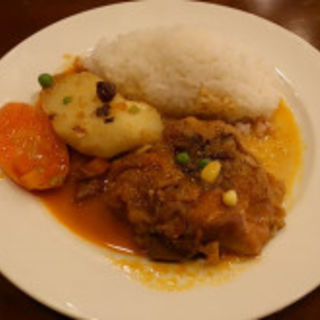 ESTOFADO DE POLLO(ARCO IRIS アルコイリス 川崎店)