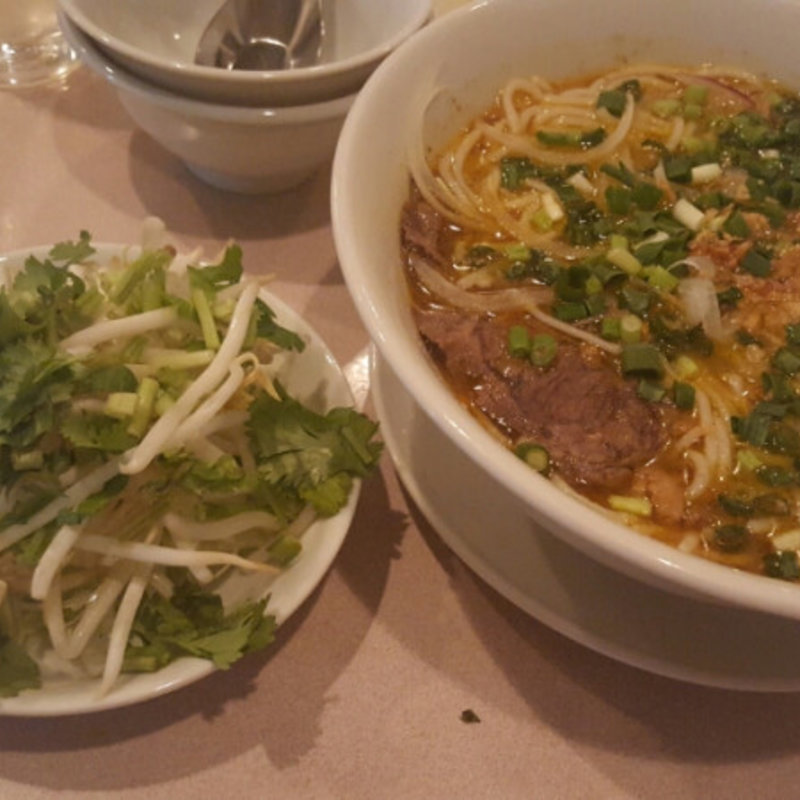 ヌードル(レストラン サイゴン Food Show )