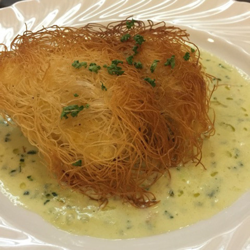 自社育成ヒラメのカダイフ包み(レストラン　フラウンダー)