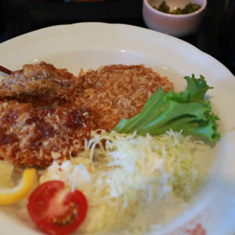 深浦牛メンチカツ定食(レストランカミリア )