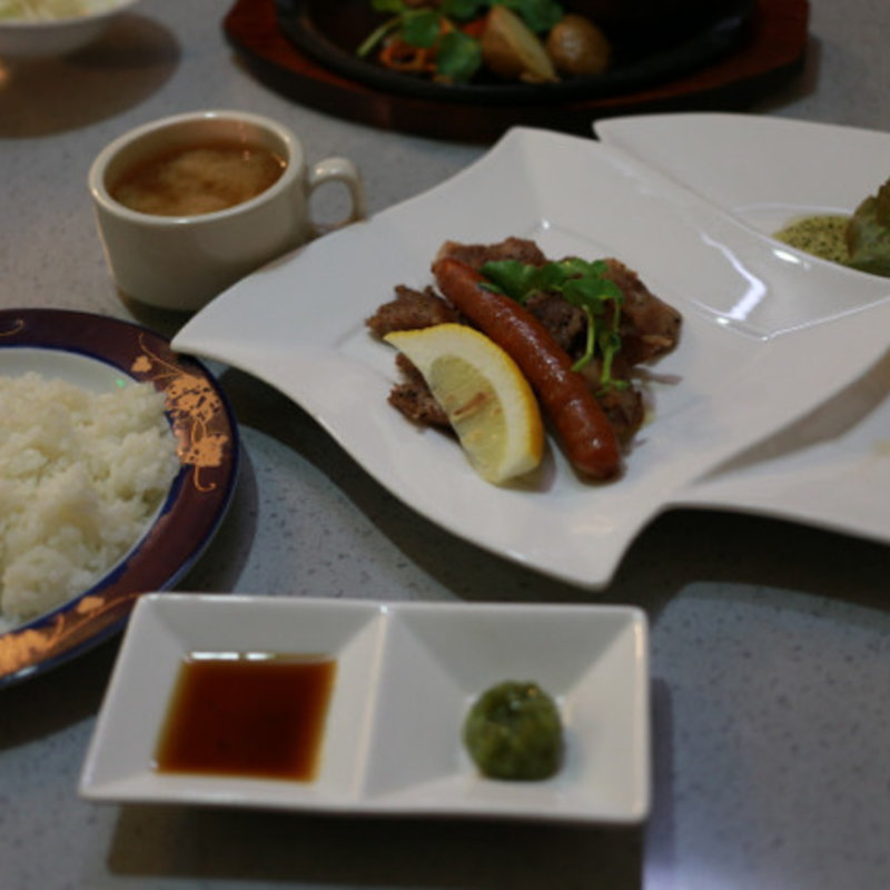 イベリコ豚のソテー＆チョリソーソーセージ(レストランくれそん )