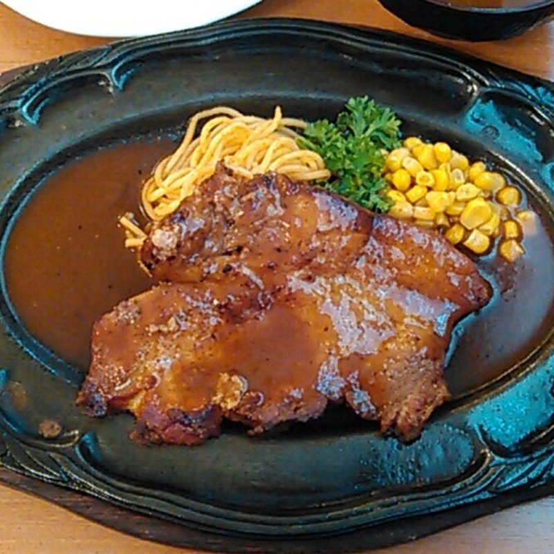 ポークソテー(レストラン トミー)