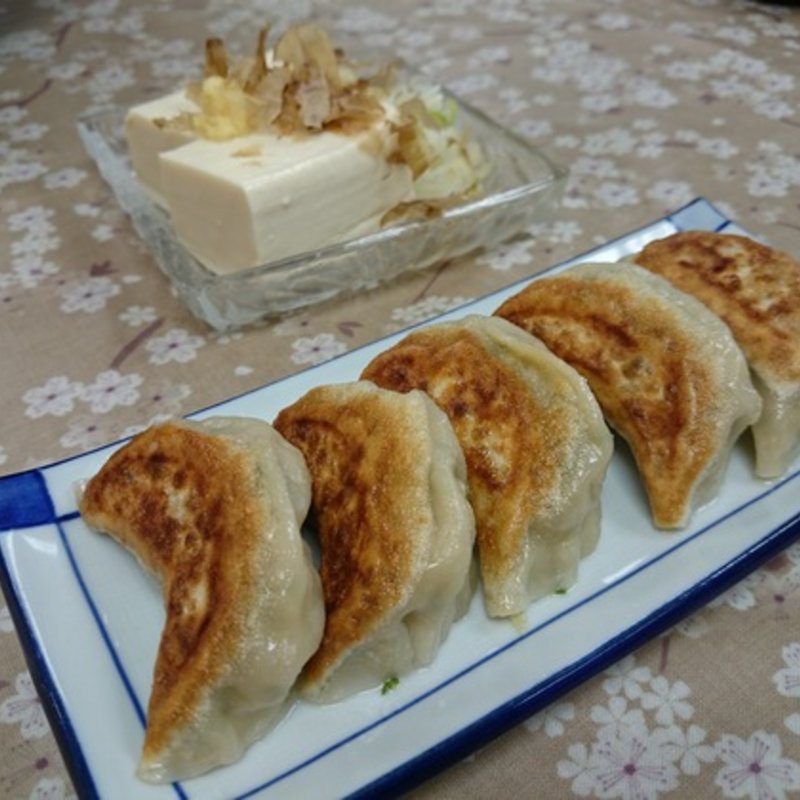 手づくり餃子(レストラン大手門)