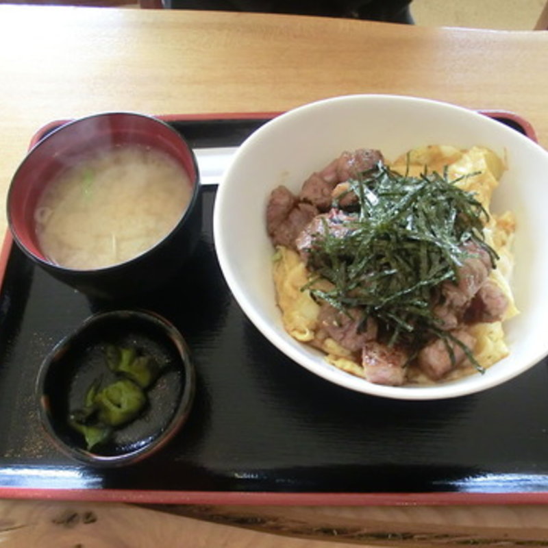 十勝清水牛玉ステーキ丼(レストラン風車)