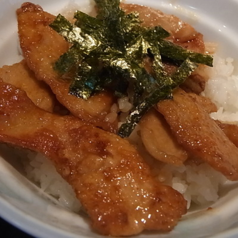 豚丼（並）(レスト喫茶　エスカルゴ （エスカルゴ）)