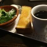 ローストビーフ丼(レッドロック （Red Rock）)