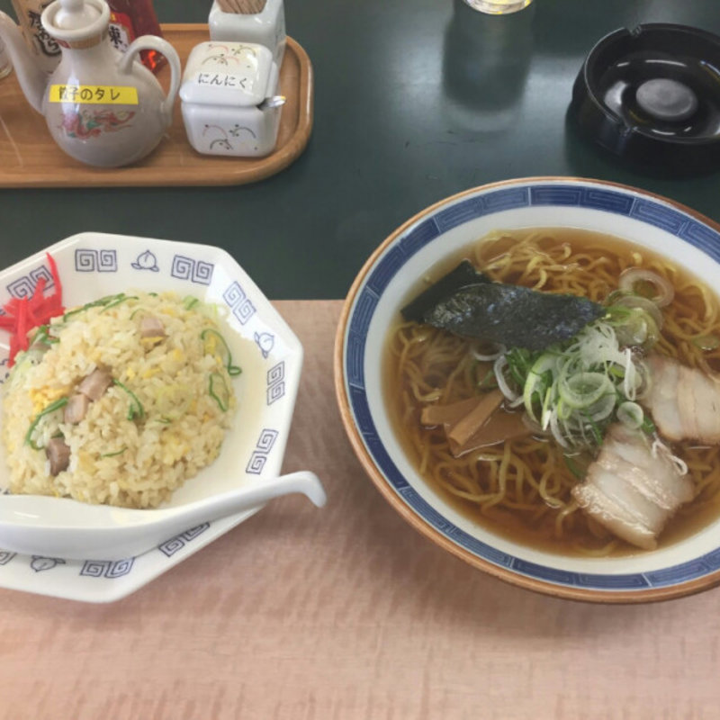 ラーメンチャーハンのセット(らあめん倶楽部 れんげ)