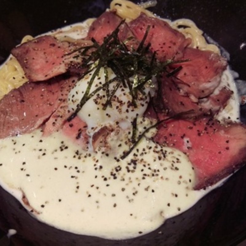 クリームビースト(ローストビーフあぶらソバ)