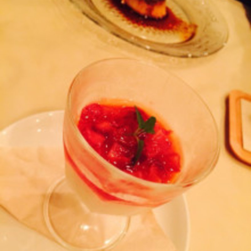 木苺のブラマンジェ(ロータス・フラワーズ・ワン （Lotus ＆ flower's One）)