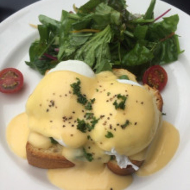 エッグベネディクト(ロイヤルガーデンカフェ 大濠公園)