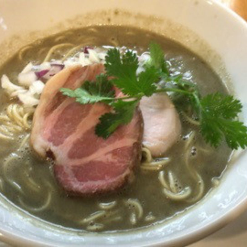 煮干が苦手なひとは食べてはいけないらぁめん(ろく月 )