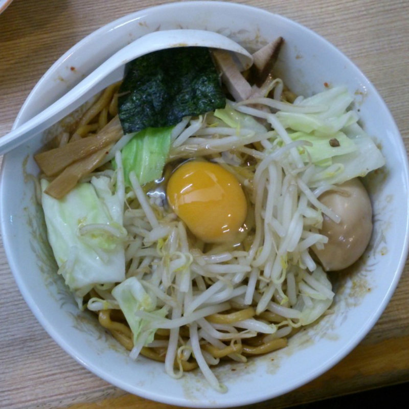 ラーメン　汁無+味玉+生玉子(ロッキー )