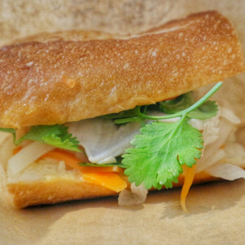 バインミー(ロブ フォートンズ （ROB PHOTONS）)