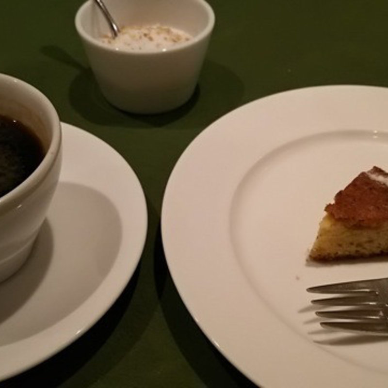 イチジクのプチケーキ(ロルマ アッティーヴァ)