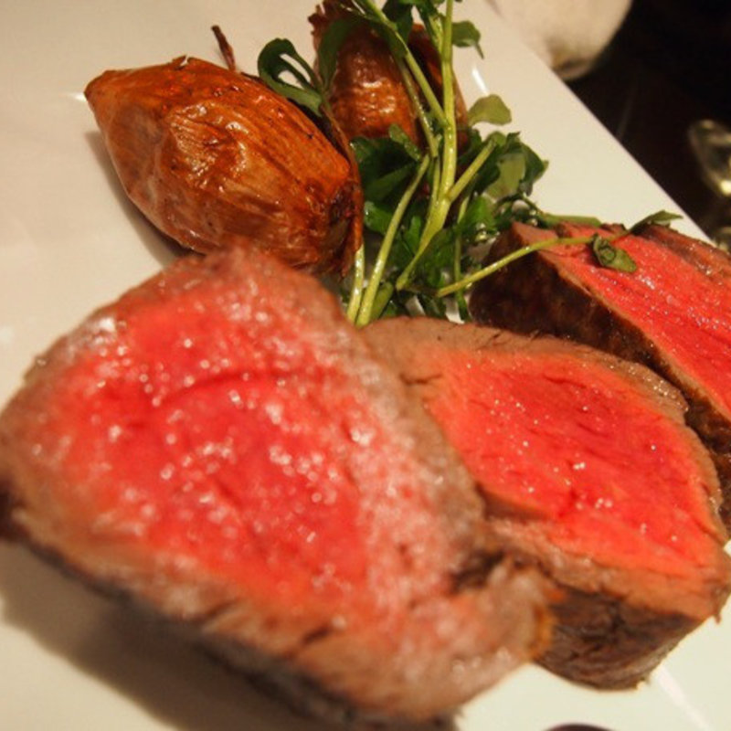 牧草牛　フィレ　250g (WAKANUI LAMB CHOP ■ BAR ■ JUBAN)