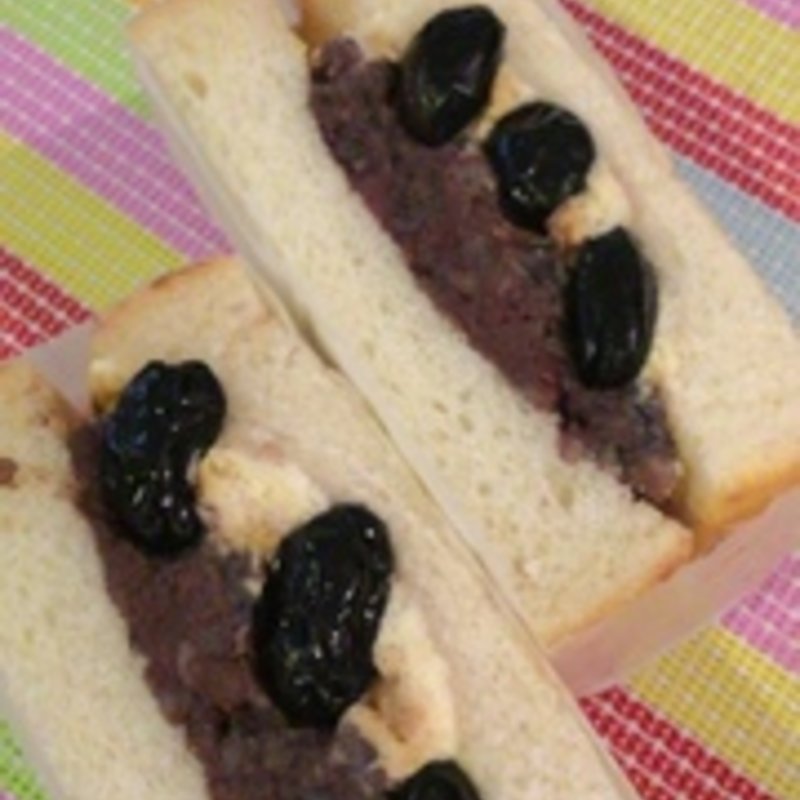 丹波黒豆のおはぎ風サンド(ワズ サンドイッチ )