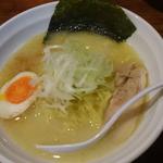 うま塩ラーメン(わんぱん )