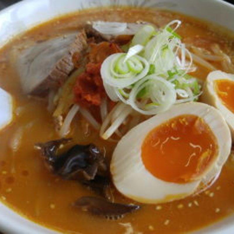 ニンタマ味噌ラーメン(ゑびす屋)