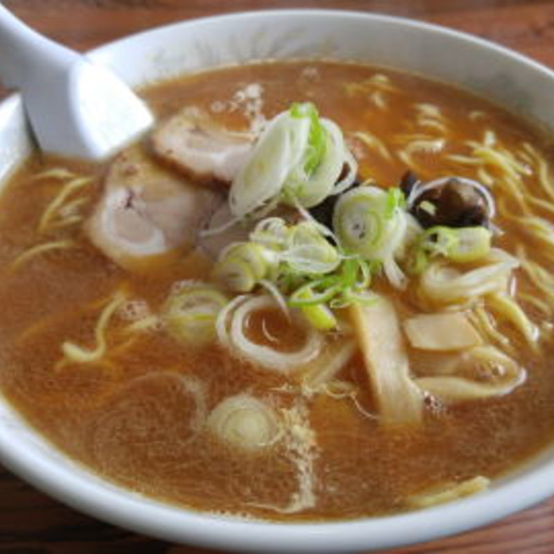 醤油ラーメン（大盛り）(ゑびす屋)