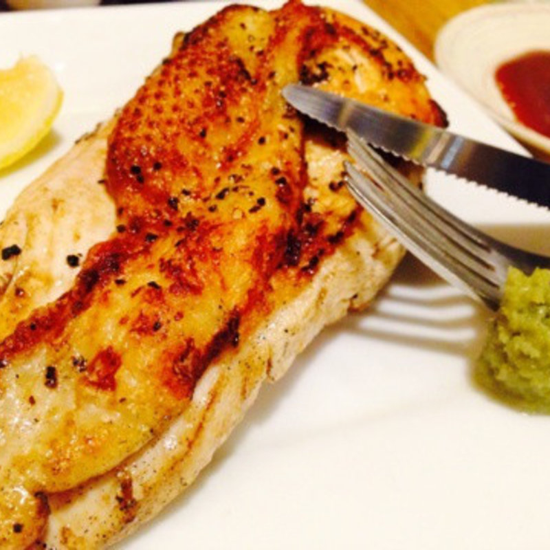 大山鶏の刺身ステーキ(ゑびす座　烏森本館 )