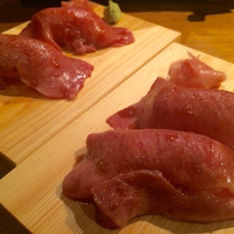 近江牛握り(一休亭 なごみや （イッキュウテイ ナゴミヤ）)