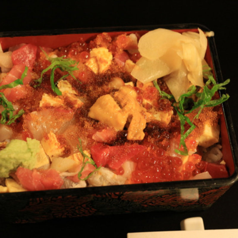 バラちらし(一休寿司 )