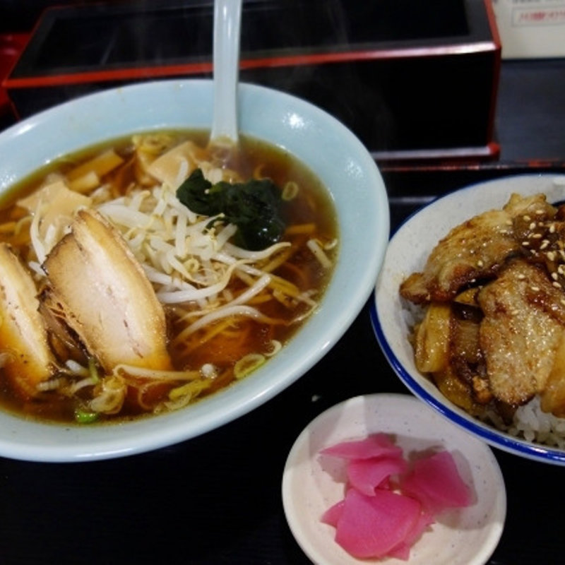 ラーメン・ミニ焼き肉丼セット(中華一元)