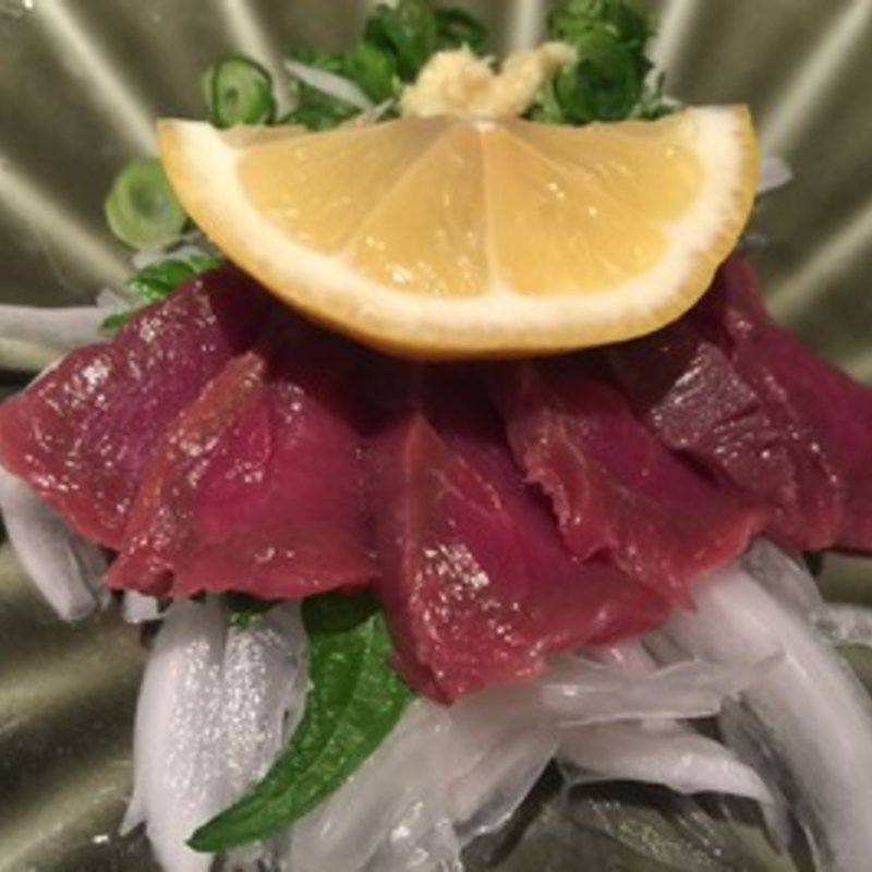 馬刺し(神戸海鮮居酒屋 三ノ宮高架下市場)