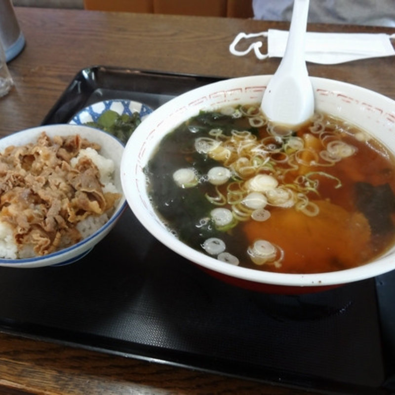 ラーメンとミニ焼肉丼のセット(三万石 )