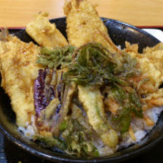 お魚天丼(三惚)