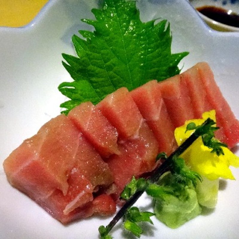 南マグロの中トロ(津之国屋三惚)