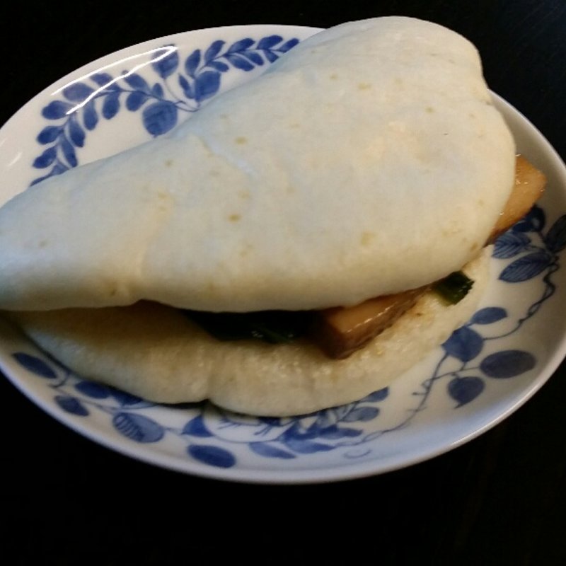 角煮バーガー(上海料理三和楼)