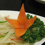 ジャガイモのシャキシャキサラダ(上海料理海の灯 （シャンハイリョウリ ウミノアカリ）)