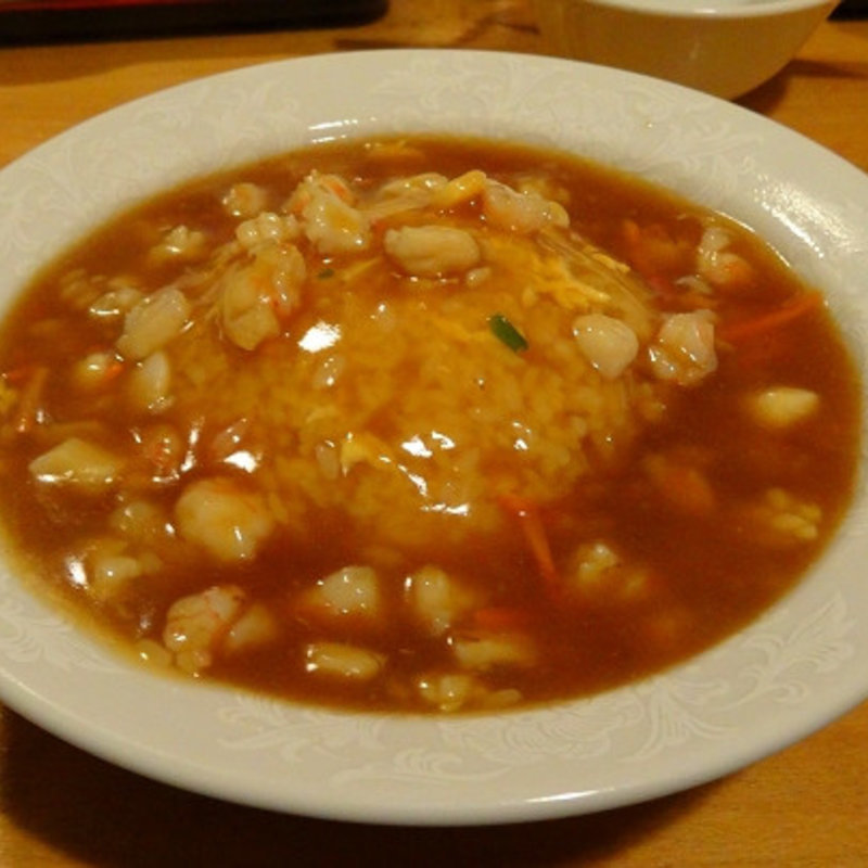 海の灯特製あんかけチャーハン(上海料理海の灯 （シャンハイリョウリ ウミノアカリ）)