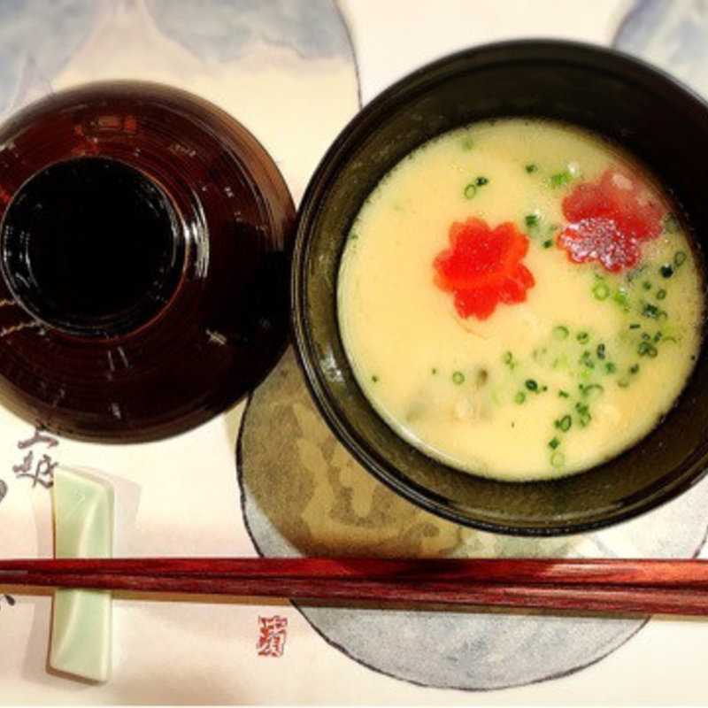 白味噌ベースの鮭の粕汁(上越やすだ 新橋銀座口店)