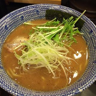 新味魚介豚骨らぁめん(上野 戸みら伊本舗 （こうずけ とみらいほんぽ）)