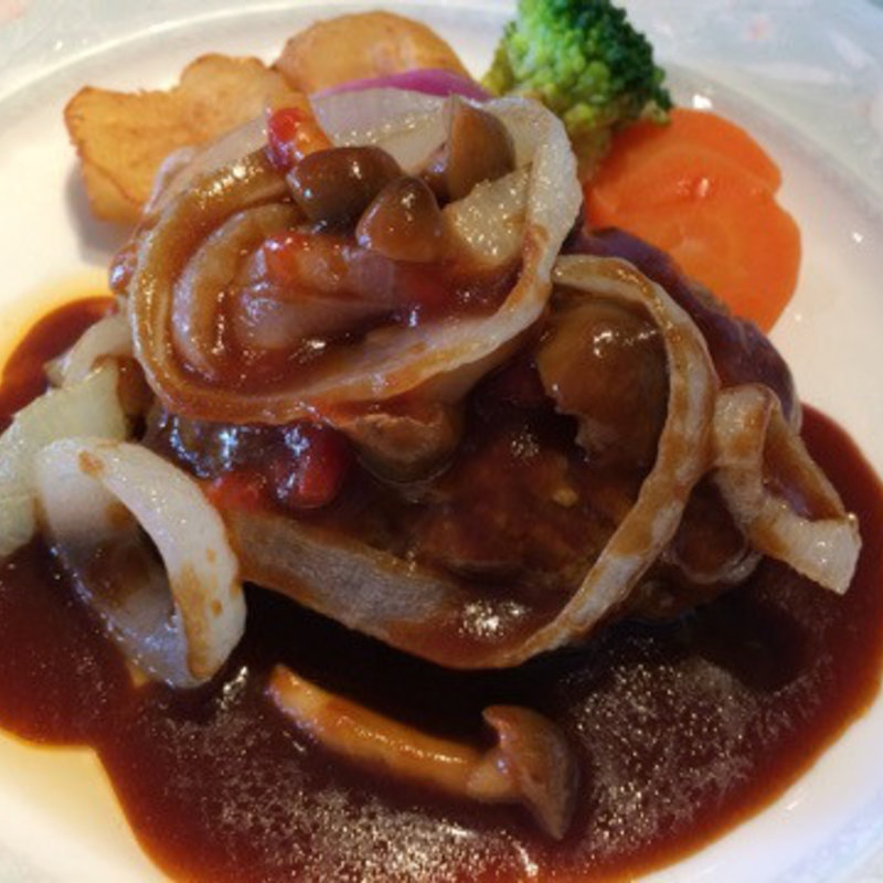 ハンバーグランチ(上野精養軒)