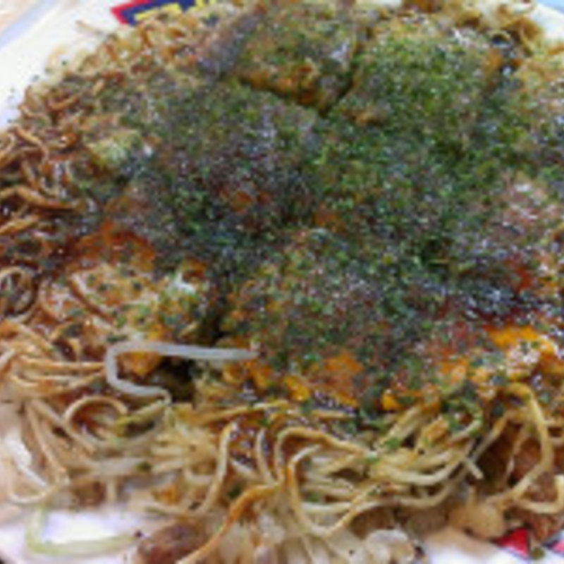 お好み焼き・肉・玉子・生イカ・そば入り(中ちゃん)