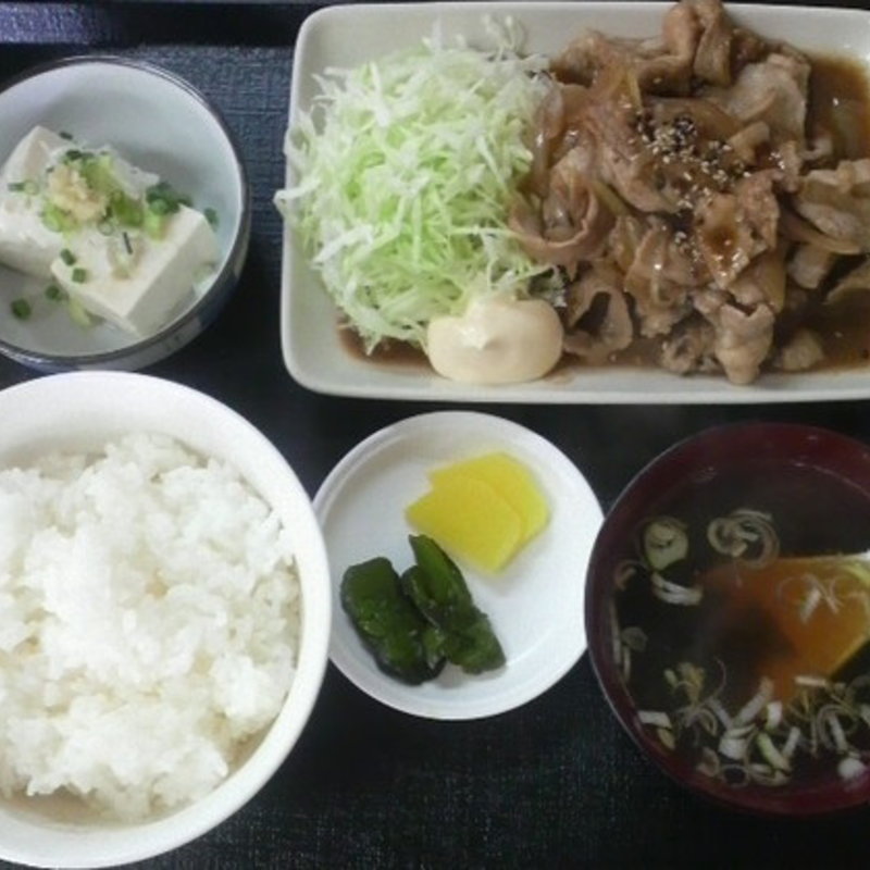 豚バラ生姜焼き定食(中むら )
