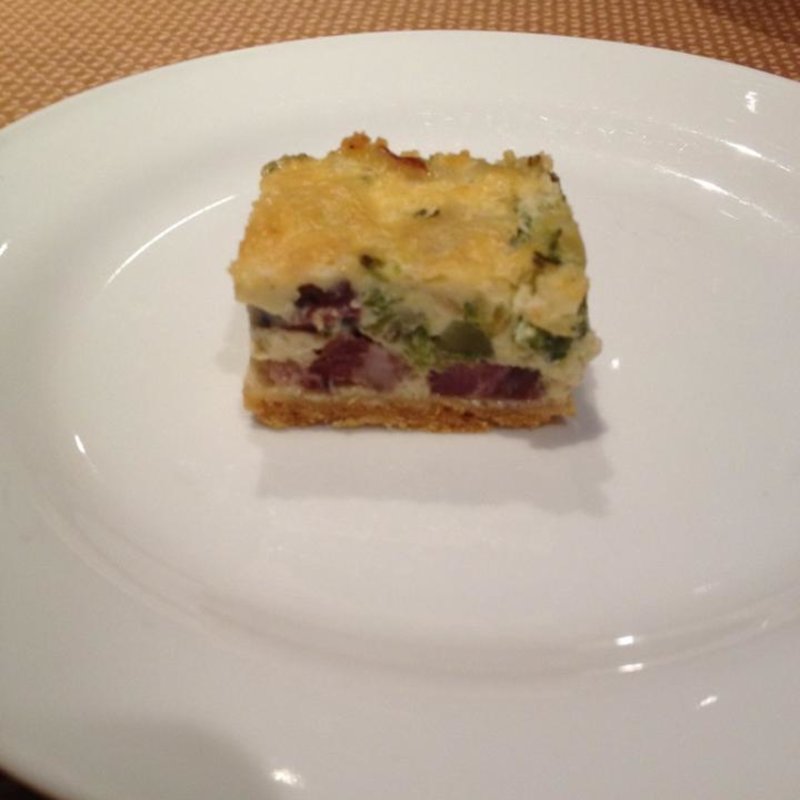 自家製ソーセージのキッシュ(中勢以 内店 )