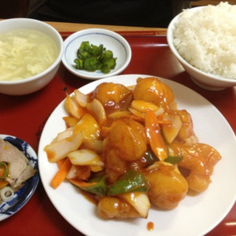 エビチリ定食(中国北方料理 知味観(しみかん))