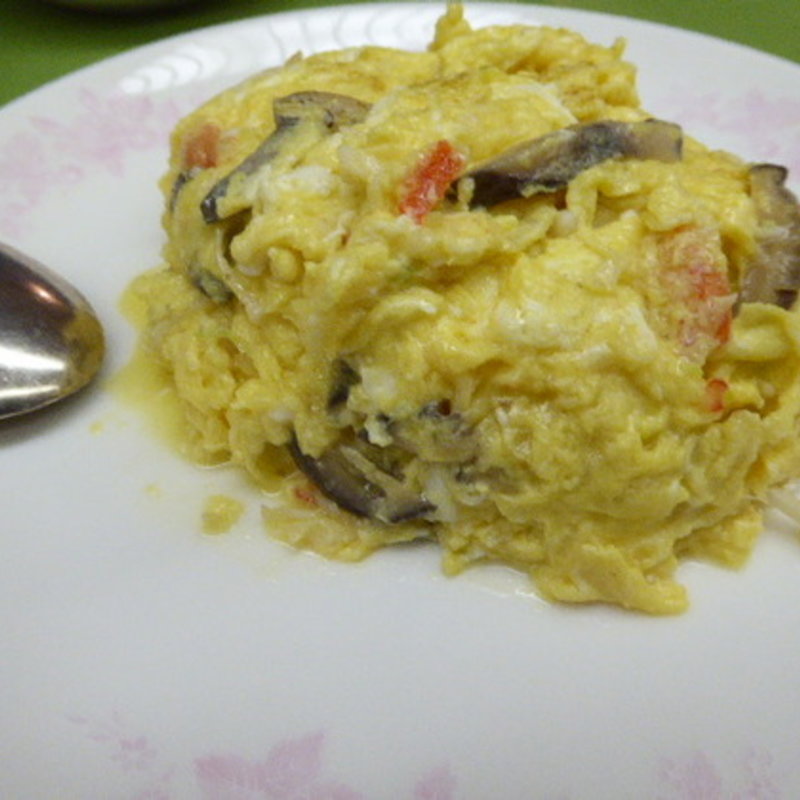 玉子と蟹肉の炒め(中国料理 獅子 （チュウゴクリョウリ・シシ）)