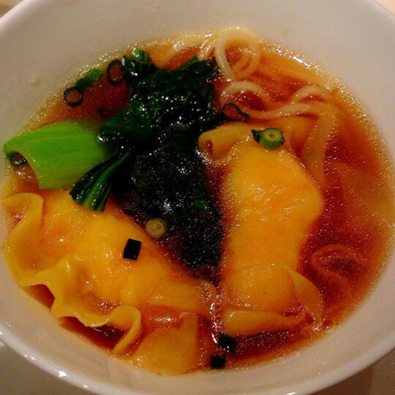 海老ワンタンそば(中國料理 北京 （チュウゴクリョウリ ペキン）)