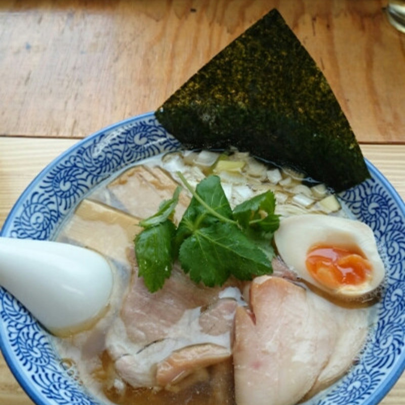 煮干しそば 白醤油(中華そば　よしかわ )