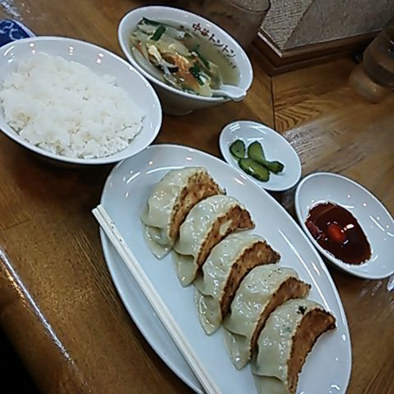 びっくり餃子（5個）(中華トントン)