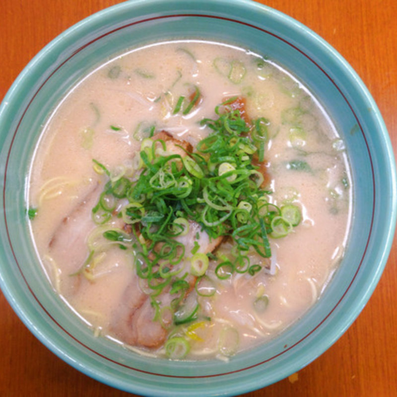とんこつラーメン(中華ラーメン醤 )