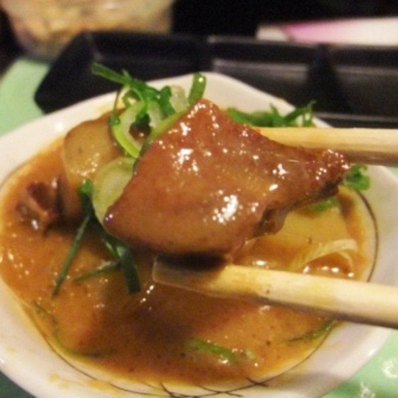 牛タンの土手焼(串かつ 元気屋)