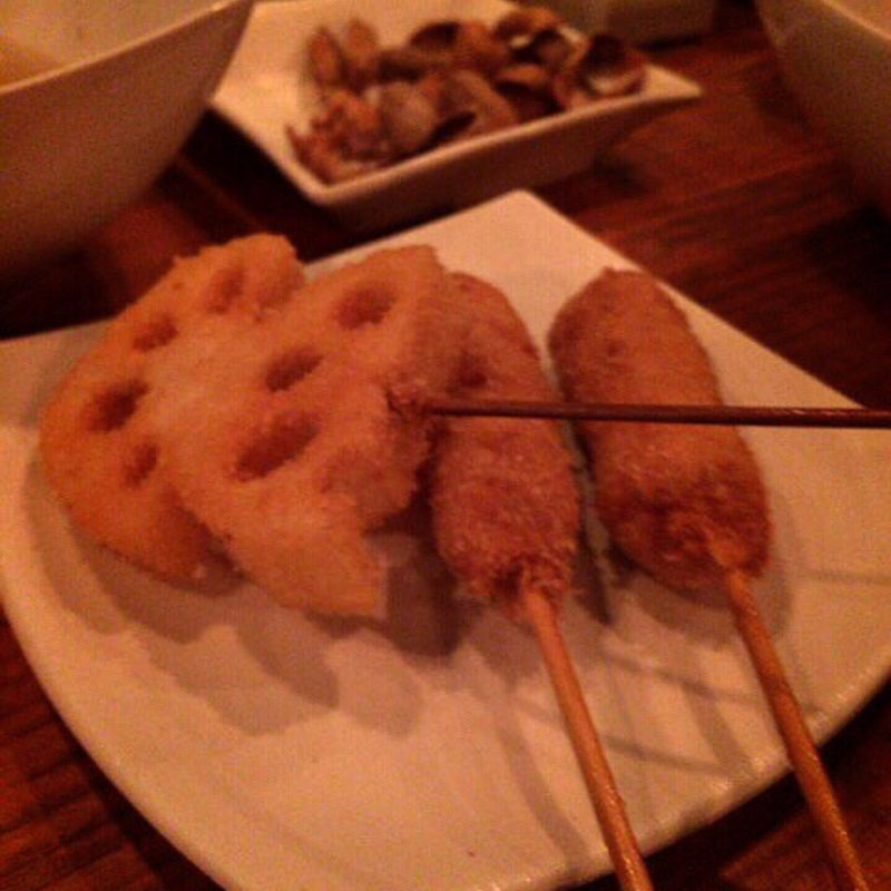 豚バラと蓮根　串かつ(串かつ男 男おでん)